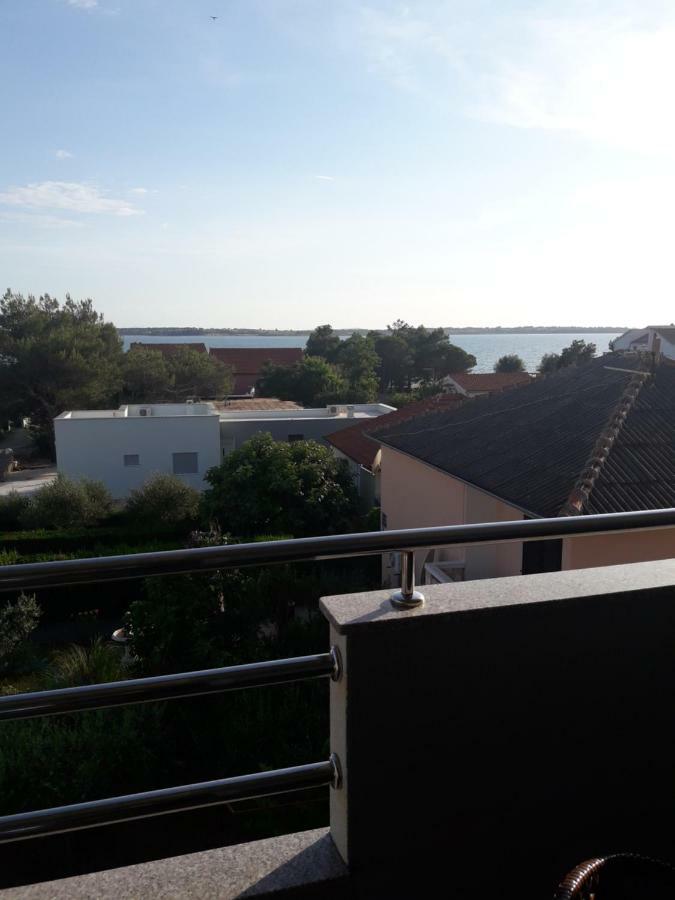 Apartmani Kuzmic Vrsi Buitenkant foto