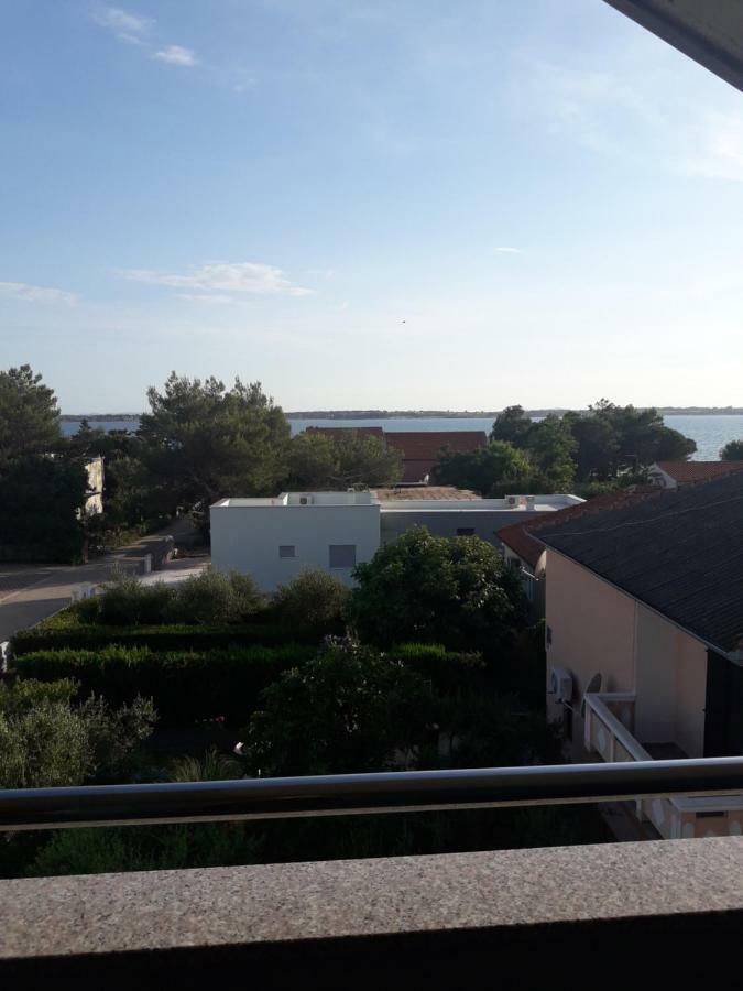 Apartmani Kuzmic Vrsi Buitenkant foto
