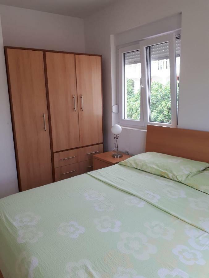 Apartmani Kuzmic Vrsi Buitenkant foto